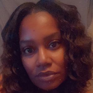 Meet your Posher, Janelle